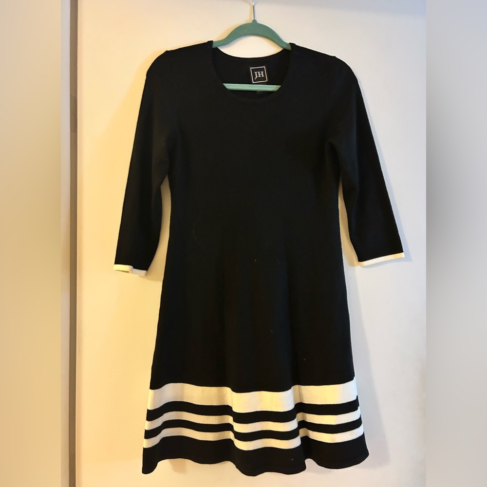 JH Collectibles Black and White Long Sleeve Dress